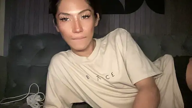 Bella Gordon online show from 09-19-25, 03:49