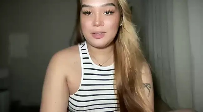 Snapshot of MissCataleyaxxx chatting on 01-08-25, 12:05 MissCataleyaxxx online show from 01-08-25, 12:05