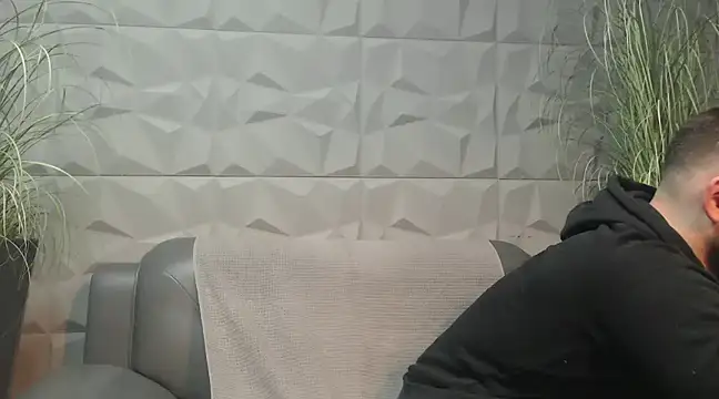 Antoniodiamond online show from 02-11-25, 08:10