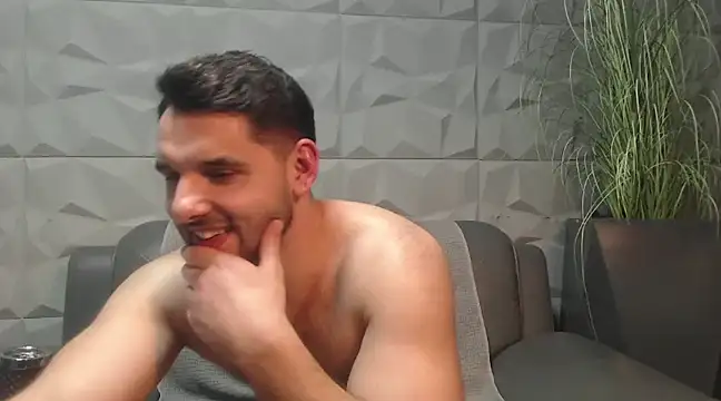 Antoniodiamond online show from 02-10-25, 01:14