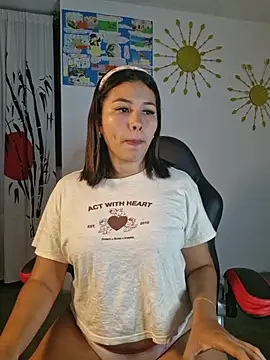 caylinhot7 online show from 10-20-25, 04:47