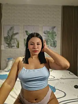 caylinhot7 online show from 07-17-26, 05:37