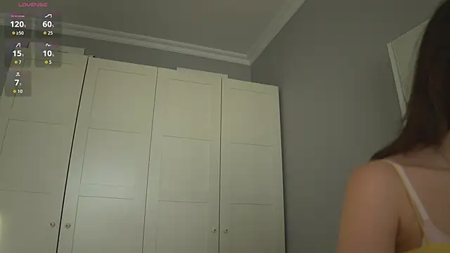 -JuicyMolly- online show from 03-20-26, 02:40