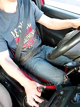 Xcoquinx online show from 04-11-26, 07:16