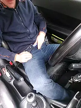 Xcoquinx online show from 02-12-26, 08:47