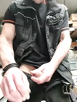 Xcoquinx online show from 02-26-25, 01:11