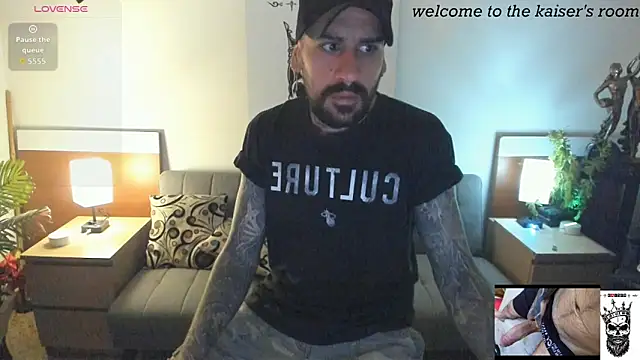 kaiser679  online show from 03-10-26, 09:19