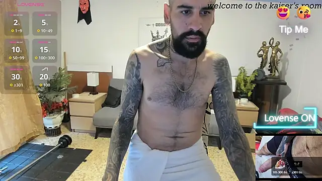 kaiser679  online show from 04-12-26, 06:55