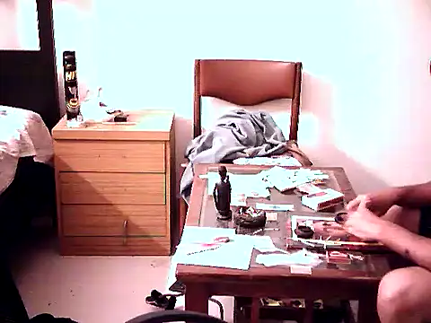 aksxi1 online show from 10-30-25, 09:11