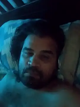 aksxi1 online show from 09-24-25, 05:58