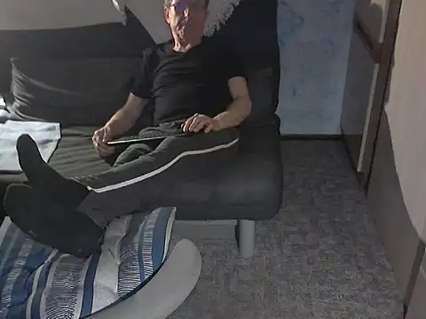 kiam471 online show from 02-13-26, 11:49