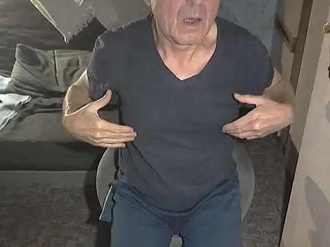 kiam471 online show from 10-28-25, 12:11