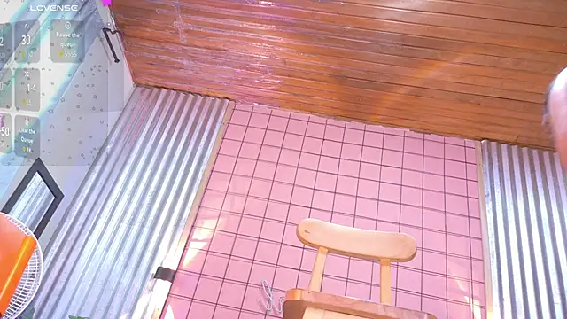 mensia hernandz online show from 09-30-25, 01:28