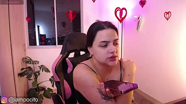 Snapshot of pocitox chatting on 02-22-25, 02:28 pocitox online show from 02-22-25, 02:28
