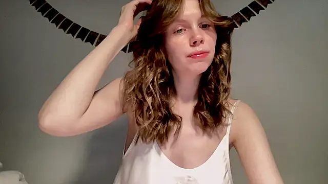 Nikki Mimimi online show from 01-25-25, 10:19