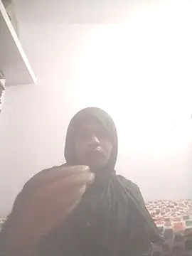 Snapshot of sonalicrossy chatting on 12-19-25, 06:21 sonalicrossy online show from 12-19-25, 06:21