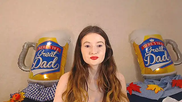 Snapshot of SecretWithJessie chatting on 09-23-25, 06:31 SecretWithJessie online show from 09-23-25, 06:31