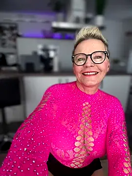 German Milf online show from 10-08-25, 01:01