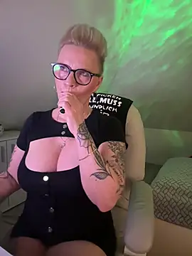 German Milf online show from 02-09-26, 01:42