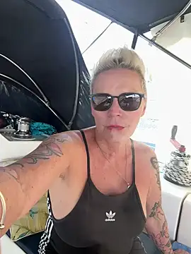 German Milf online show from 09-22-25, 01:50