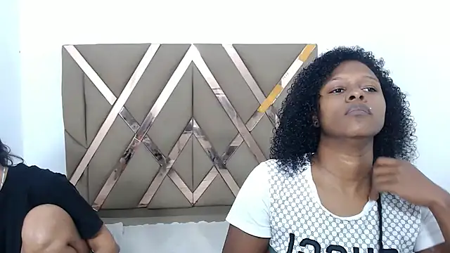 lizeth keilyn online show from 02-12-26, 02:50