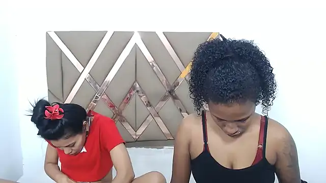 lizeth keilyn online show from 02-15-26, 04:06