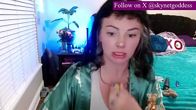 MarlaFknSinger online show from 05-09-26, 10:07