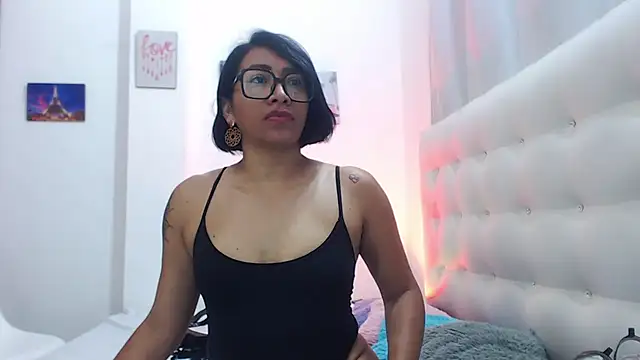 hornywife  online show from 09-24-25, 07:09