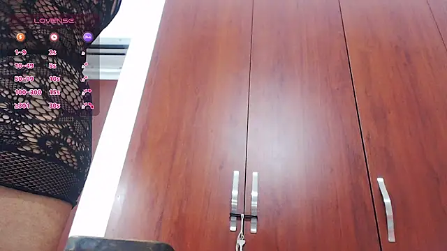 hornywife  online show from 09-30-25, 07:31