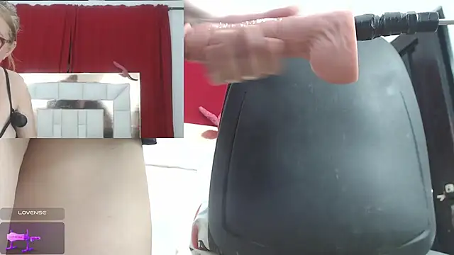 candyrojas online show from 04-10-26, 08:10