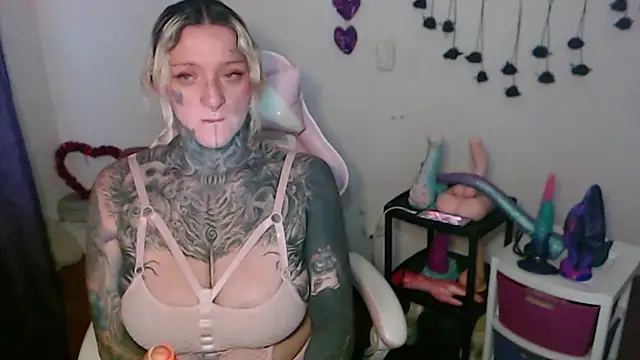 SLOPPYTITSS online show from 04-13-26, 10:47