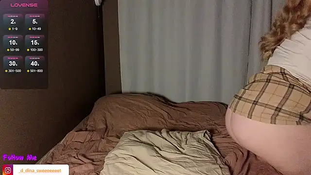 EllsaJean  online show from 10-27-25, 10:44