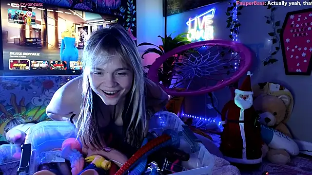 Cutiepiespanks online show from 12-17-25, 09:14