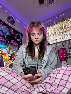 Cutiepiespanks online show from 12-20-25, 07:06