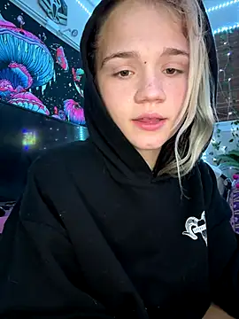Cutiepiespanks online show from 09-15-25, 05:52