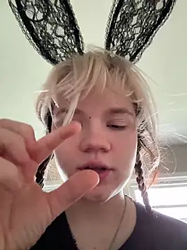 Cutiepiespanks online show from 04-05-26, 07:09