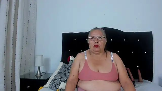 Keira Lennox online show from 09-18-25, 11:46
