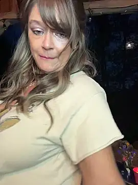 Snapshot of cowgirlc chatting on 05-29-26, 01:55 cowgirlc online show from 05-29-26, 01:55