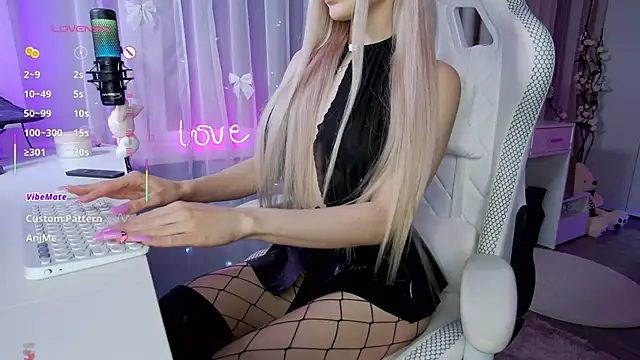 my--Polina online show from 10-17-25, 10:11