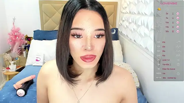 TsHeartXxx online show from 01-12-26, 06:53