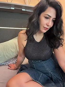 Snapshot of Cataleya80 chatting on 05-15-26, 11:08 Cataleya80 online show from 05-15-26, 11:08