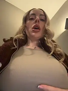 EmaSalis online show from 02-09-26, 08:23