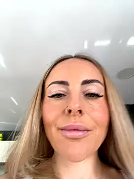 EmaSalis online show from 11-01-25, 10:53