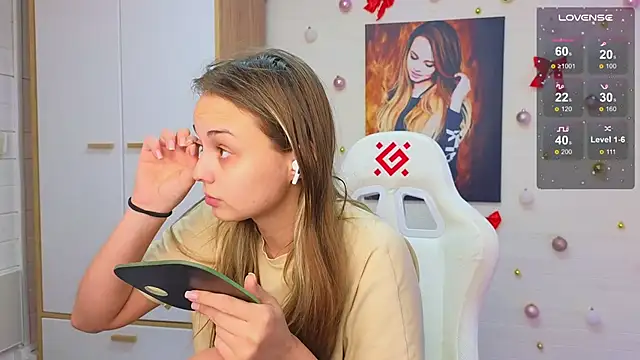 Misss Vikk online show from 03-04-26, 02:58