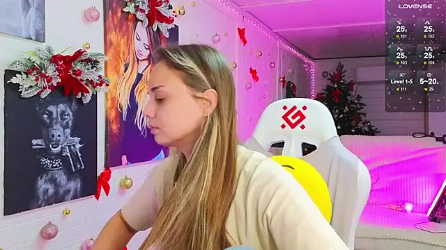 Misss Vikk online show from 12-20-25, 02:03