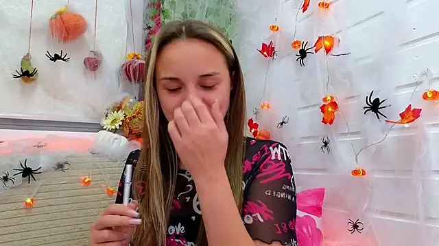 Misss Vikk online show from 11-01-25, 03:17