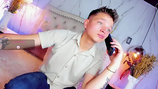Snapshot of Tim_wolf chatting on 05-07-26, 03:26 Tim wolf online show from 05-07-26, 03:26