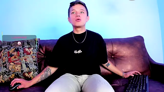 Tim wolf online show from 11-28-25, 02:39