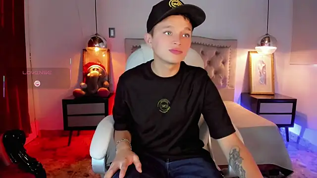 Tim wolf online show from 11-27-25, 08:20