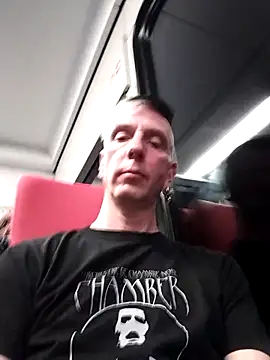 Snapshot of seelengleich chatting on 09-27-25, 06:25 seelengleich online show from 09-27-25, 06:25